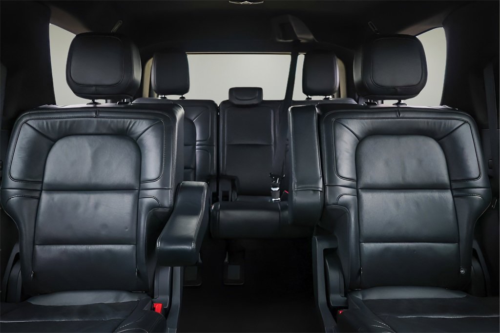 Used 2023 Lincoln Navigator Reserve image 22