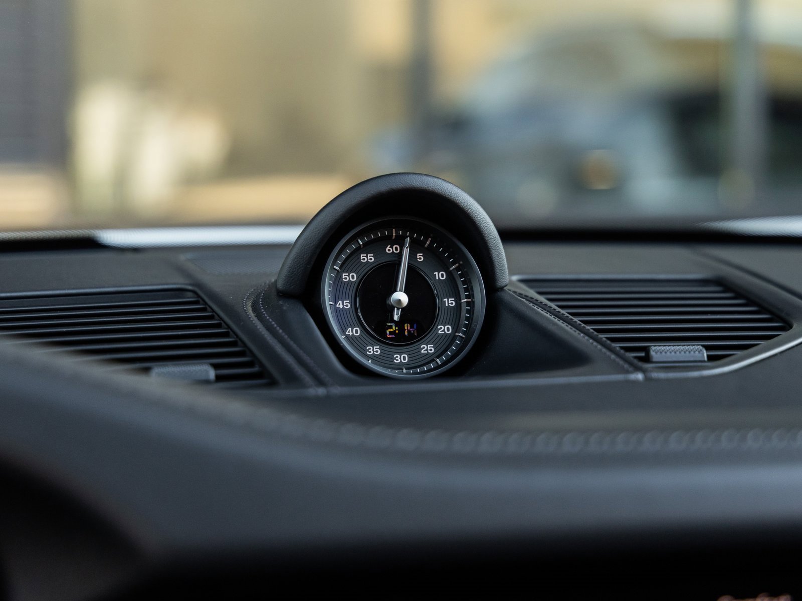 Certified 2025 Porsche 911 Carrera GTS image 38