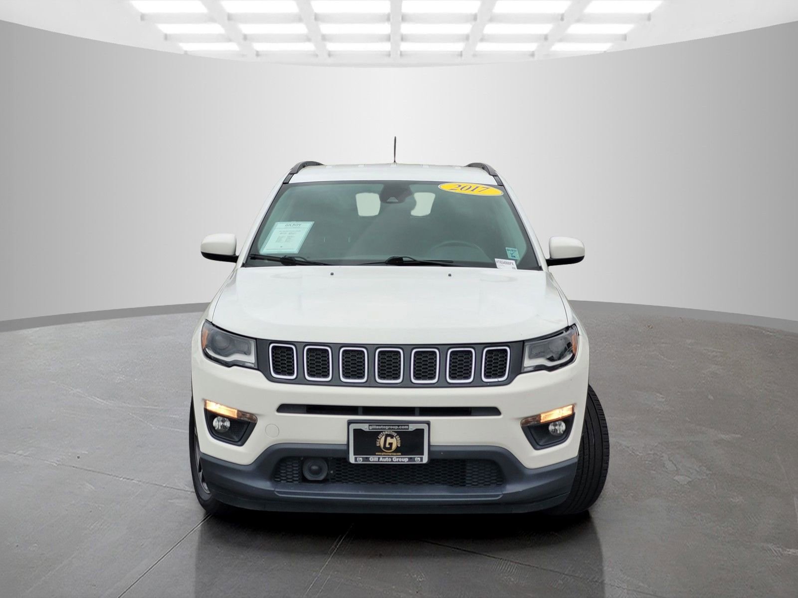 Used 2017 Jeep Compass Latitude w/ Safe & Security Group AWD/4WD image 2