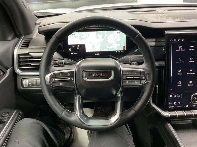 Used 2026 GMC Acadia Elevation w/ Elevation Premium Package FWD image 29