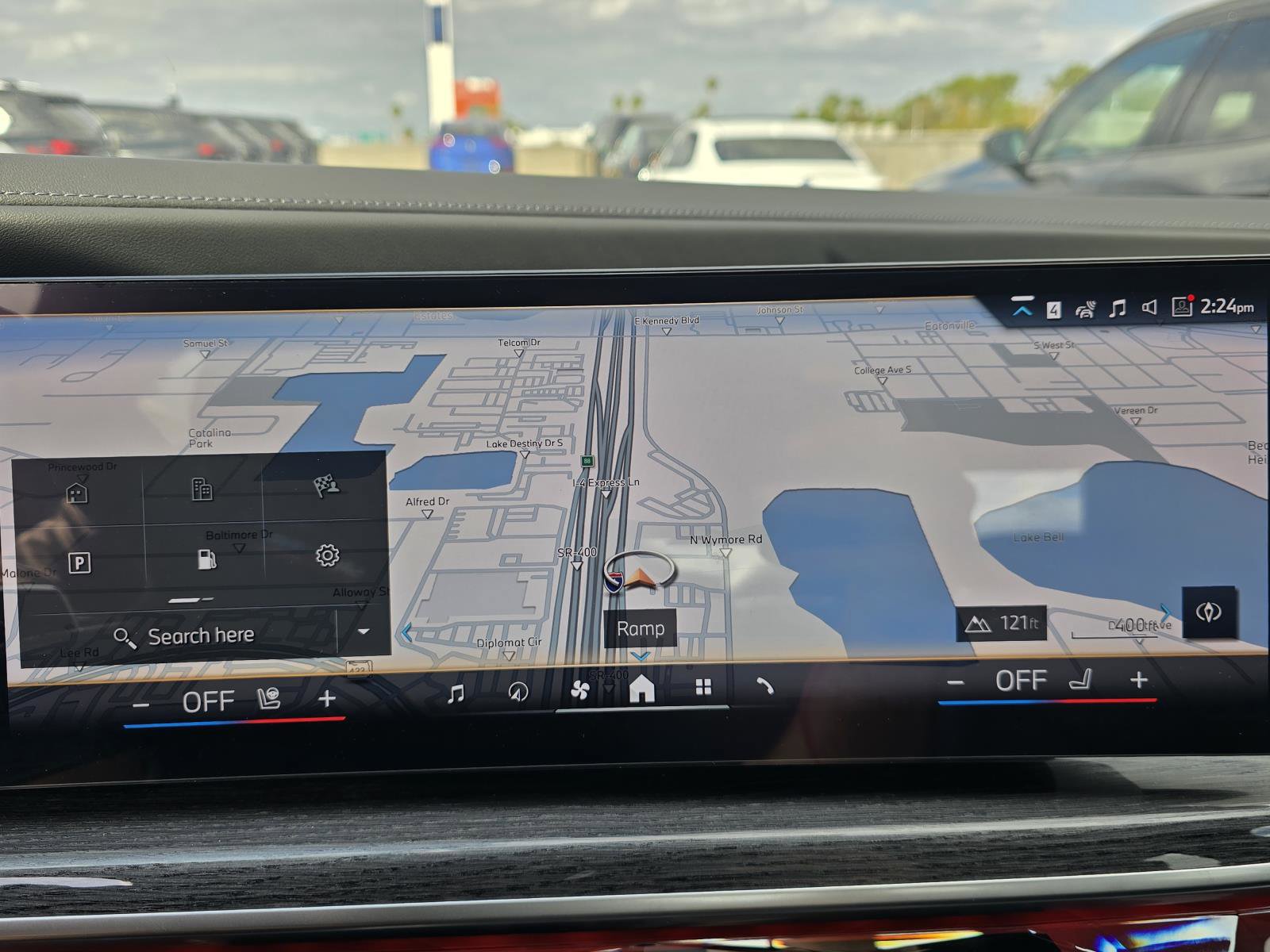 New 2026 BMW 750e xDrive image 19