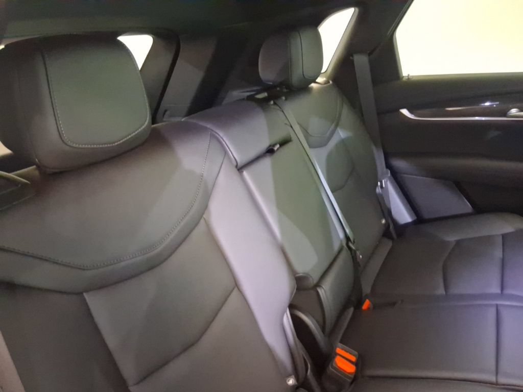 Certified 2026 Cadillac XT5 Sportv w/ LPO, Floor Liner Package AWD/4WD image 14