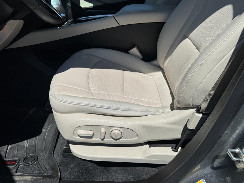 Used 2023 Buick Enclave Essence w/ Experience Buick Package AWD/4WD image 26