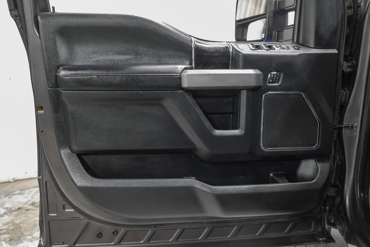 Used 2019 Ford F450 Platinum w/ Platinum Ultimate Package AWD/4WD image 45