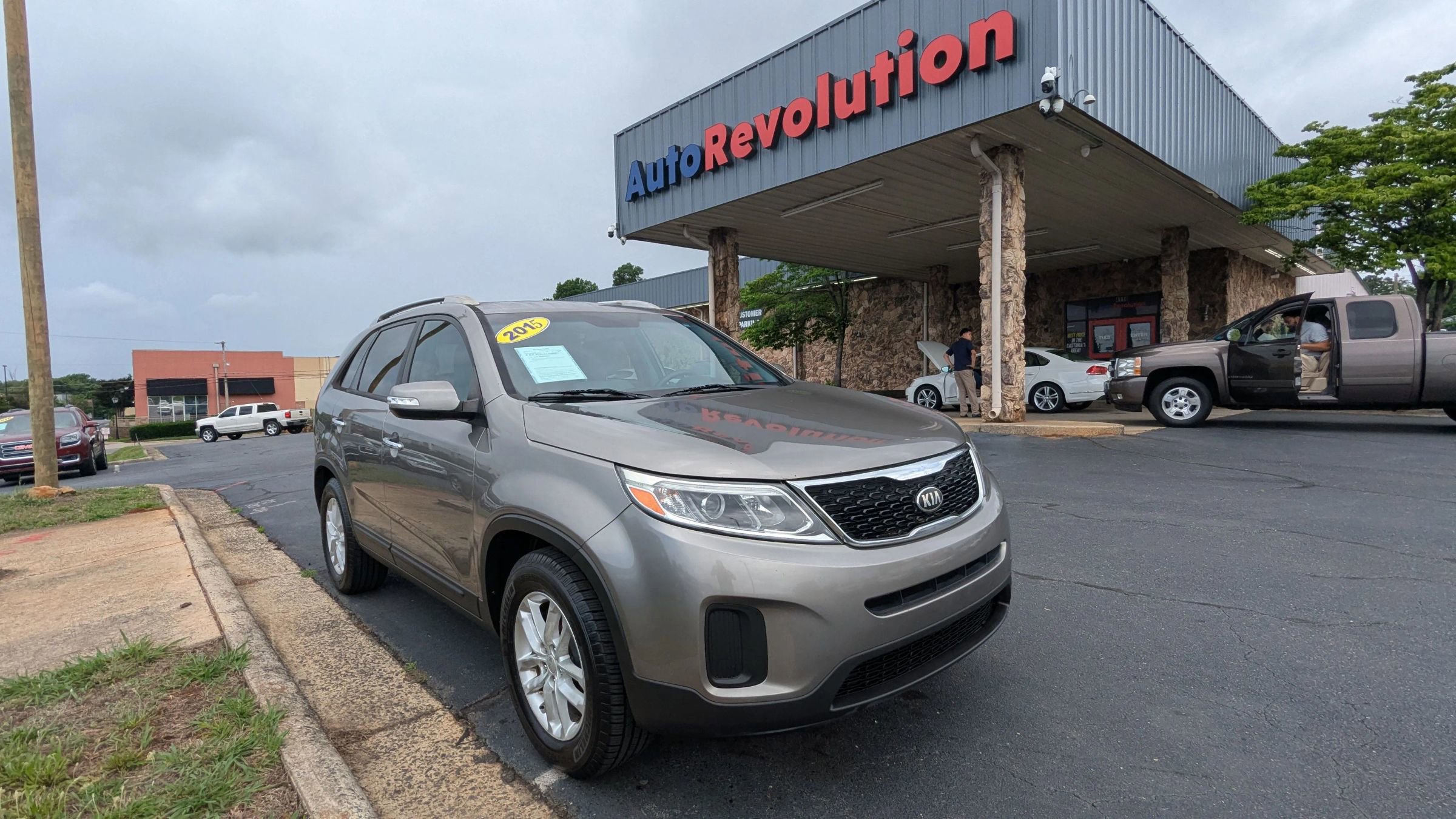 Used 2015 Kia Sorento LX FWD image 1