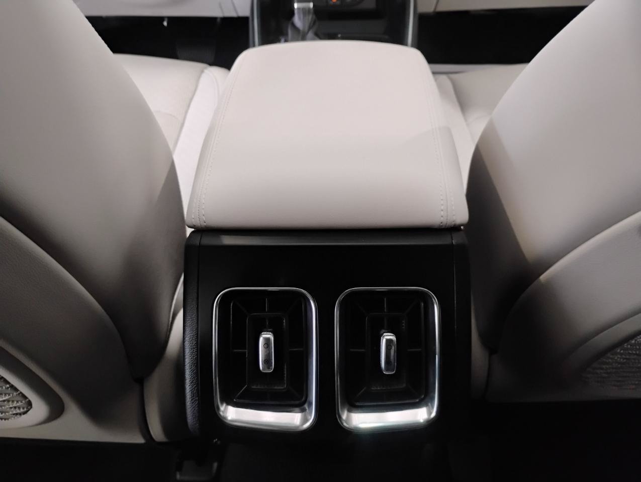 Used 2025 Kia Sorento S w/ Panoramic Sunroof Package FWD image 70