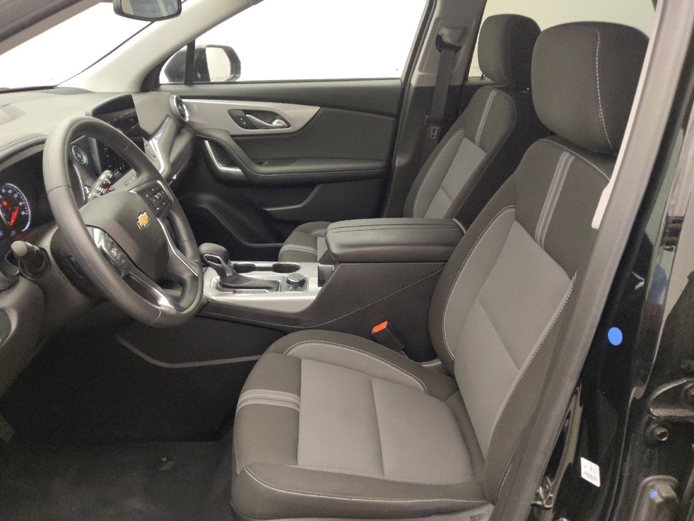 Used 2024 Chevrolet Blazer LT w/ Convenience Package FWD image 17
