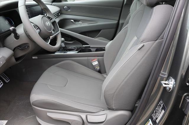 New 2026 Hyundai Elantra SEL Sport Premium FWD image 11
