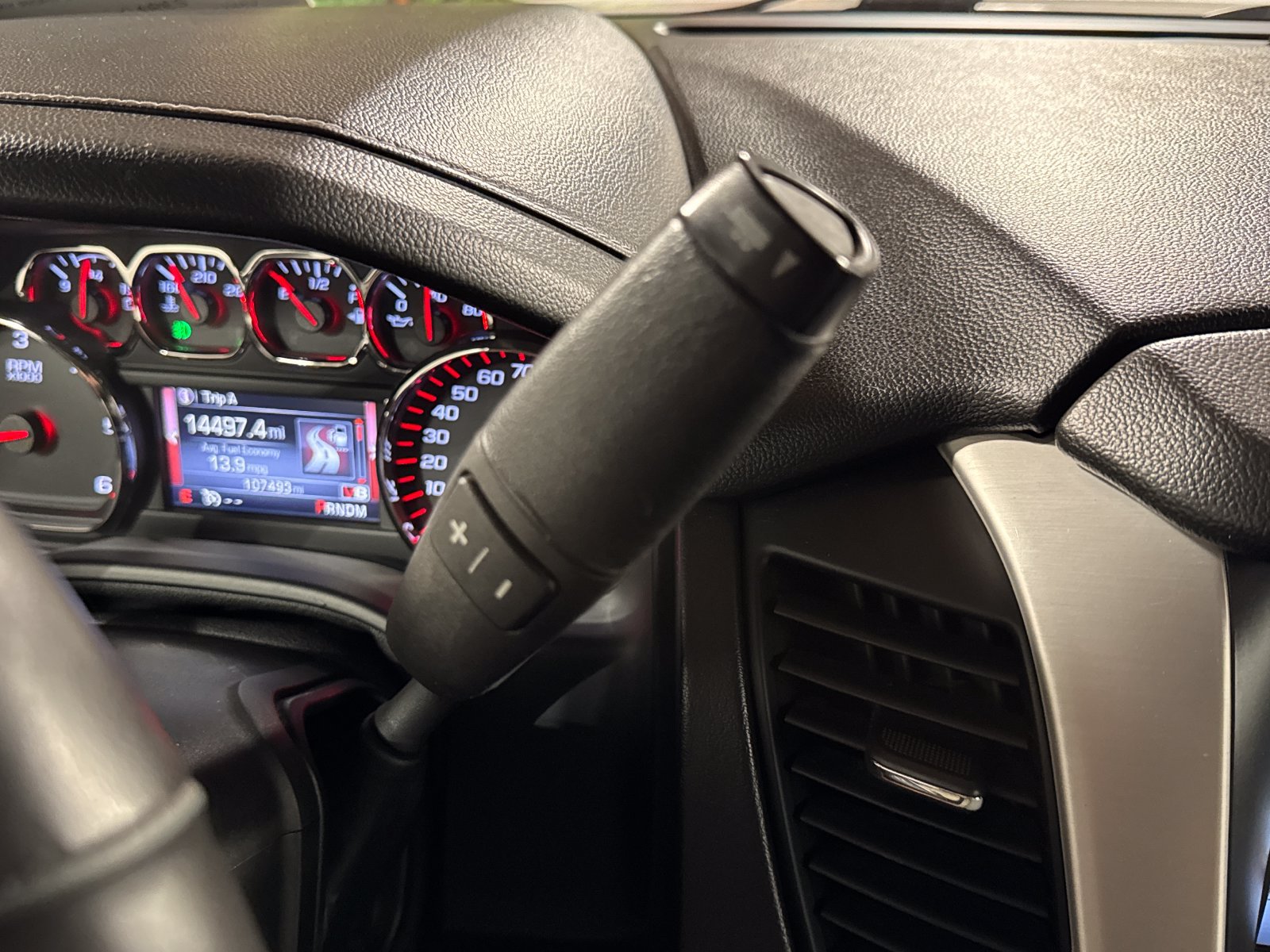 Used 2016 GMC Yukon SLT w/ Open Road Package AWD/4WD image 20