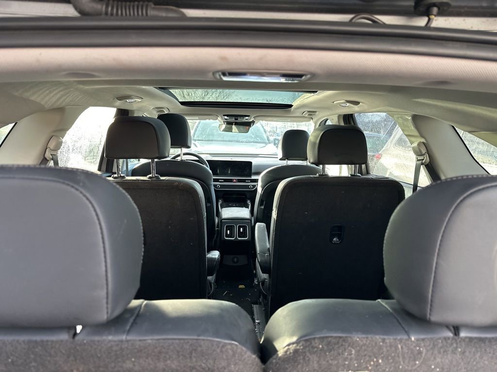 Used 2025 Kia Sorento EX w/ EX Panoramic Sunroof Package image 11