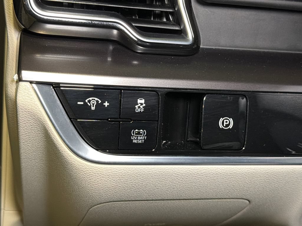 Certified 2023 Kia Sportage EX AWD/4WD image 20