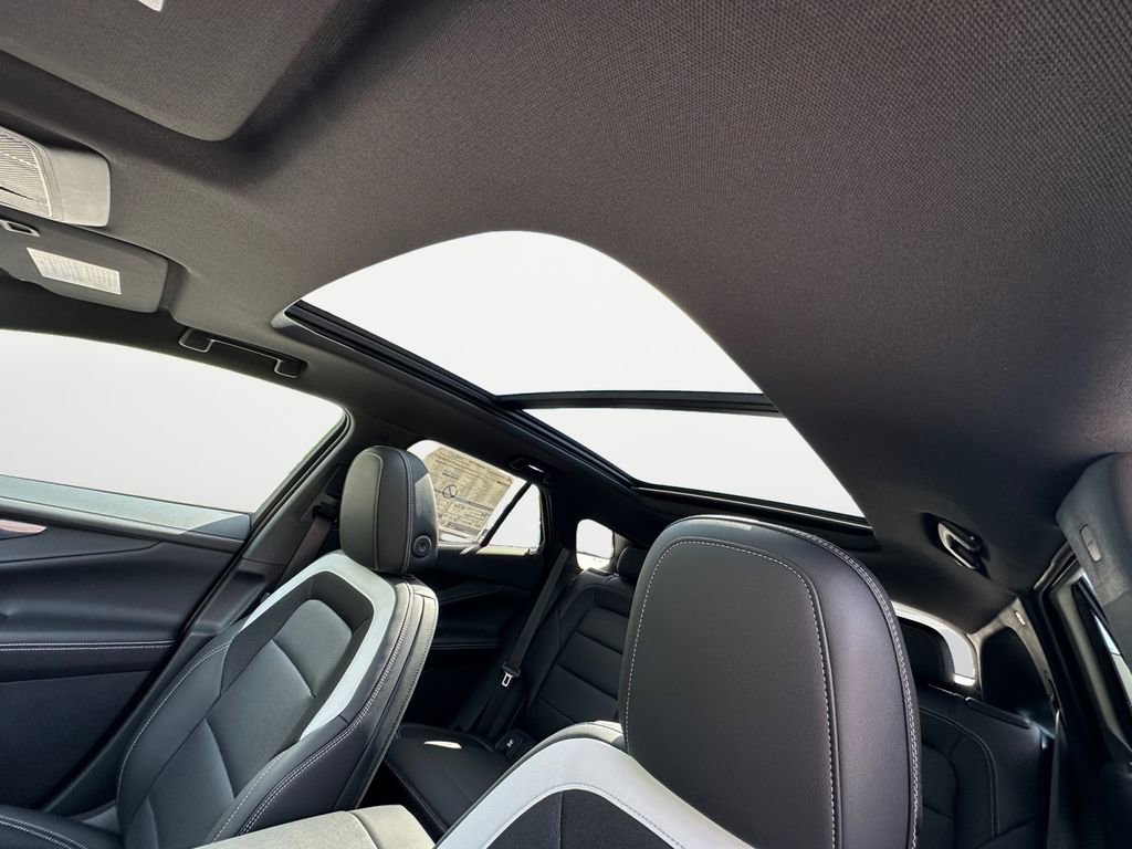 New 2026 Chevrolet Blazer EV LT AWD/4WD image 18