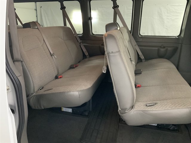 Used 2024 Chevrolet Express 3500 LT w/ LT Preferred Equipment Group image 17