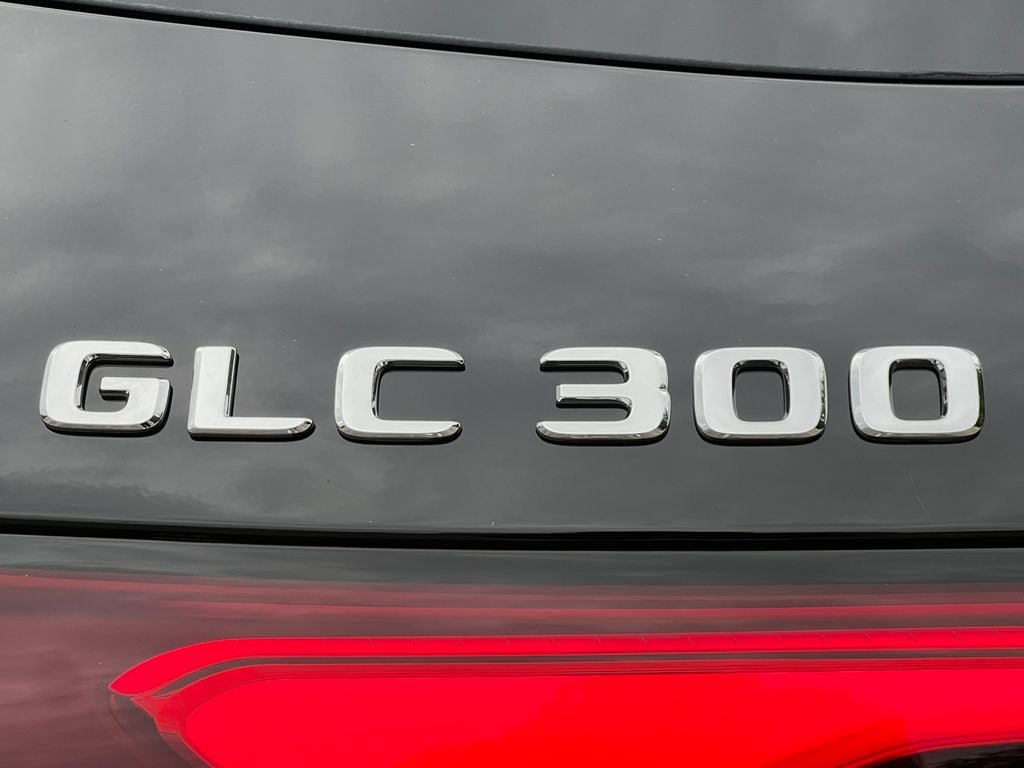 New 2027 Mercedes-Benz GLC 300 4MATIC image 10