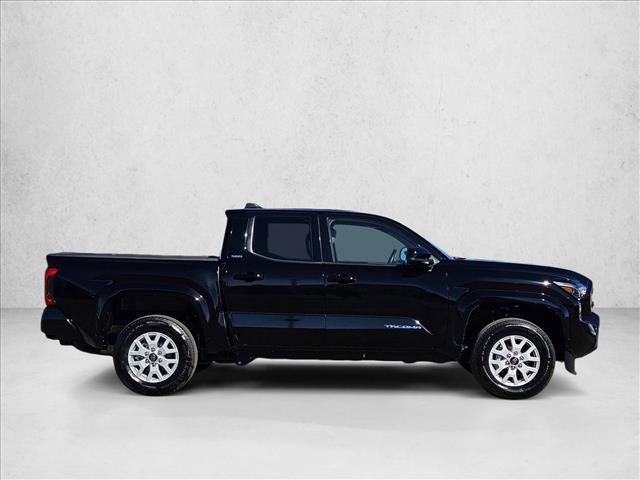 Used 2025 Toyota Tacoma SR5 image 4