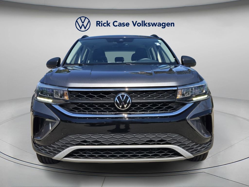 Used 2024 Volkswagen Taos S image 5
