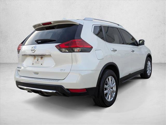 Used 2017 Nissan Rogue SV image 5