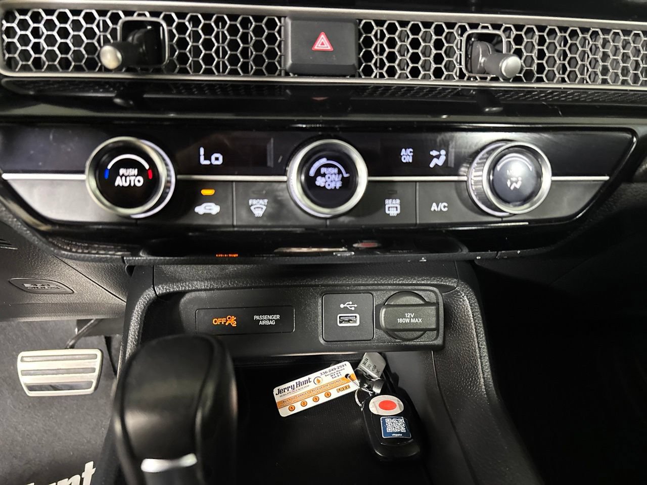 Used 2023 Honda Civic Sport image 17