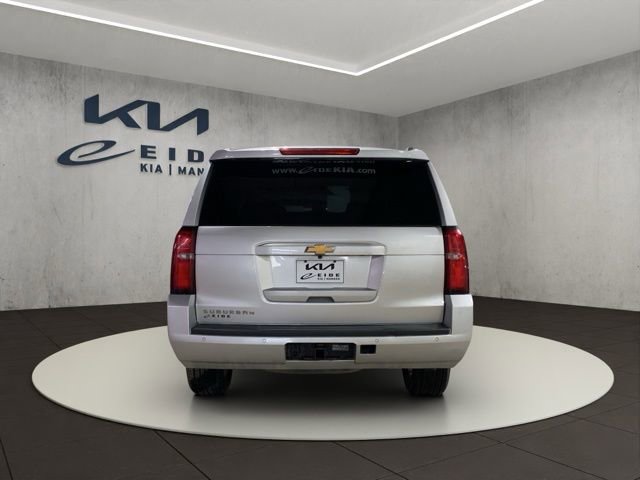 Used 2020 Chevrolet Suburban LT AWD/4WD image 6