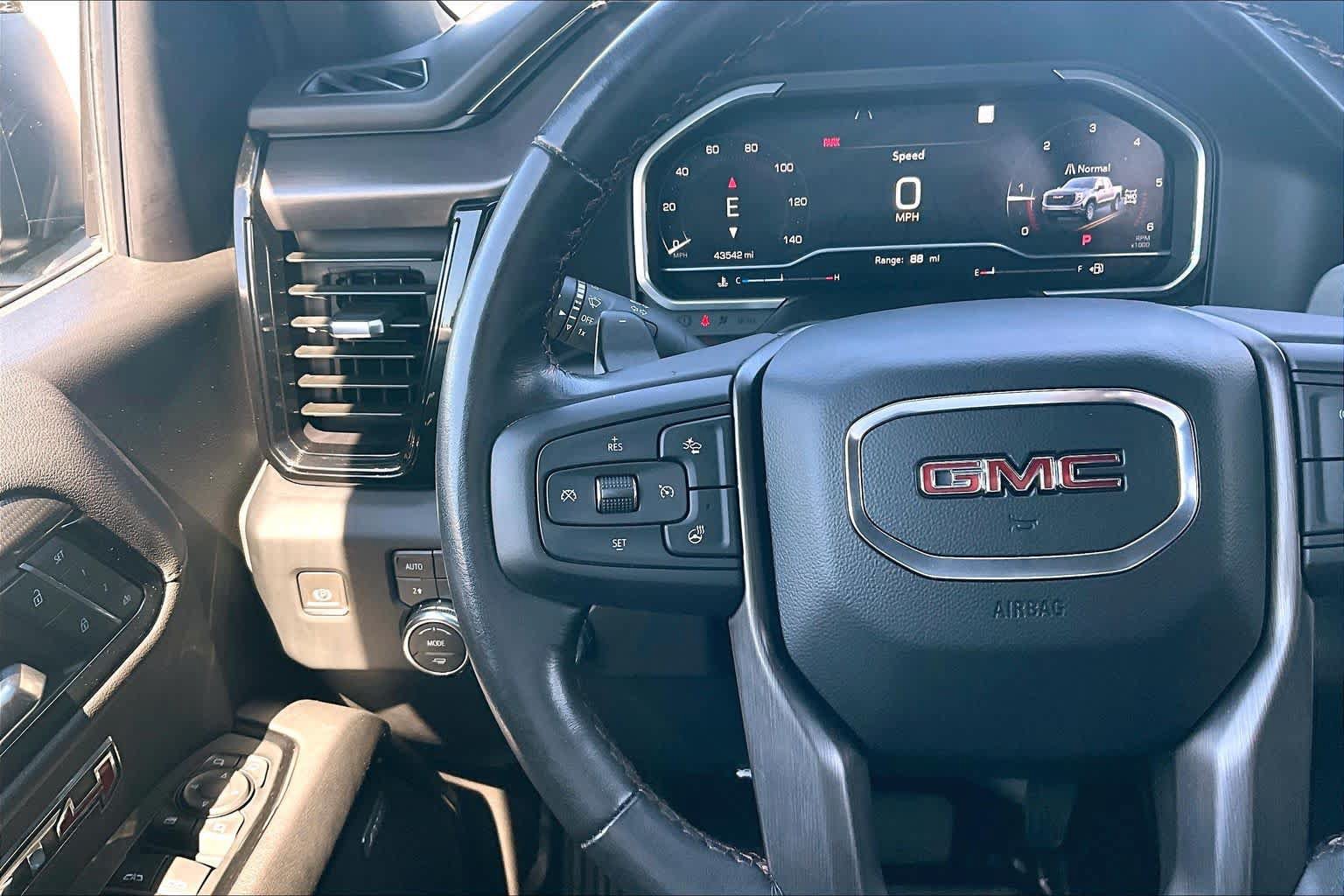 Used 2023 GMC Sierra 1500 AT4 w/ AT4 Premium Package AWD/4WD image 23