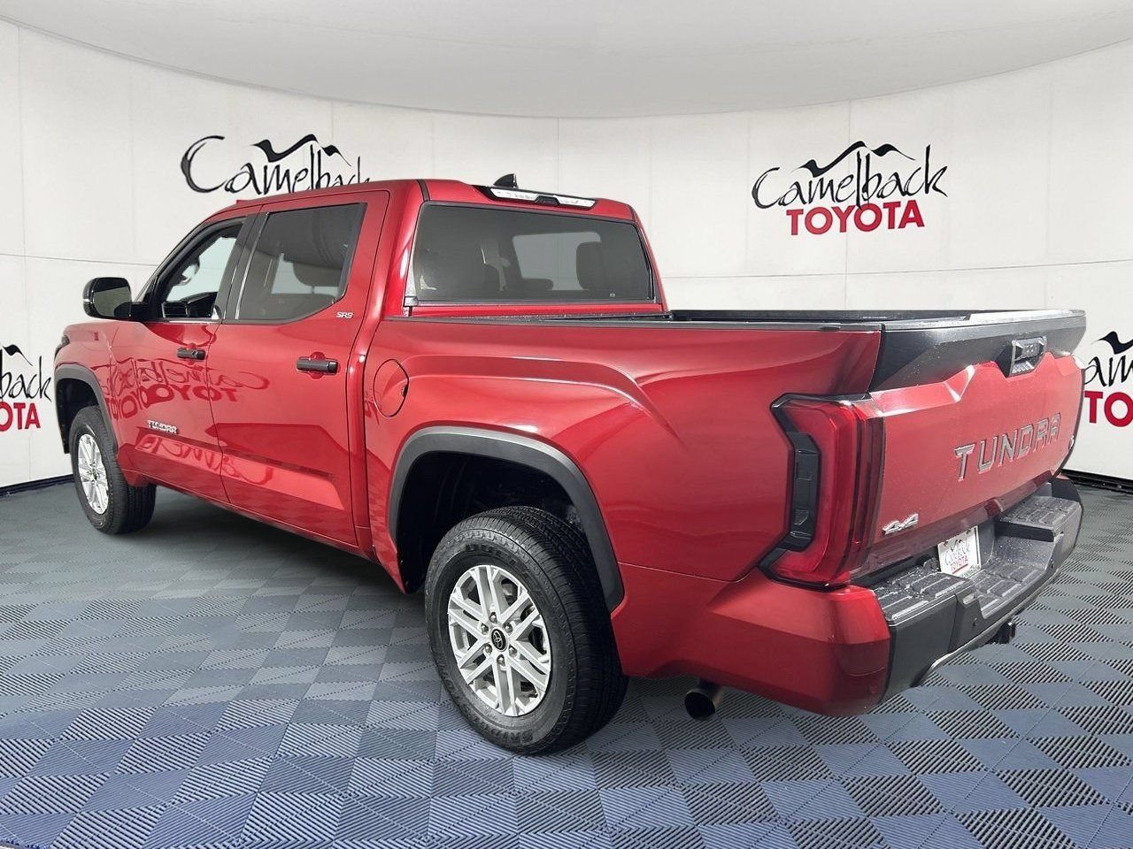 Used 2023 Toyota Tundra SR5 w/ SR5 Convenience Package AWD/4WD image 5