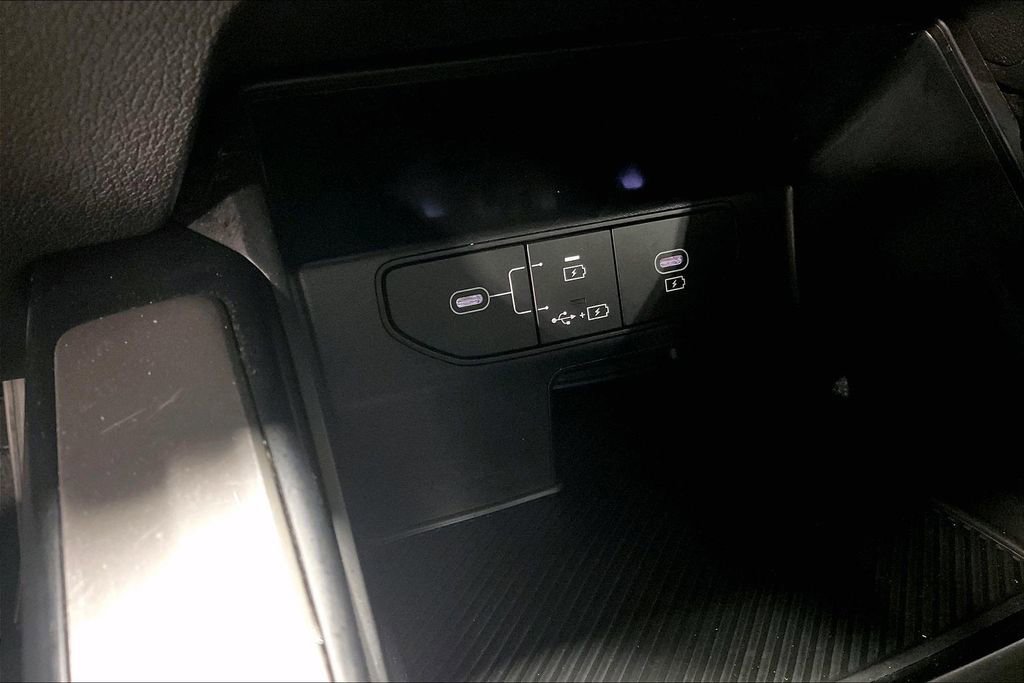 Used 2024 Kia Sorento LX FWD image 30