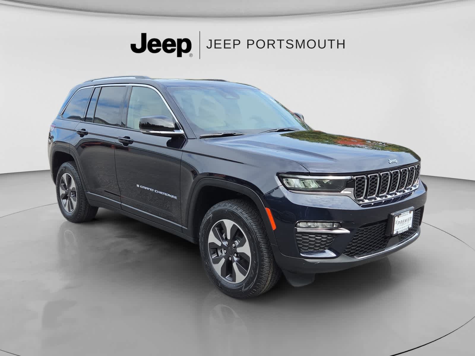Used 2023 Jeep Grand Cherokee 4WD 4xe