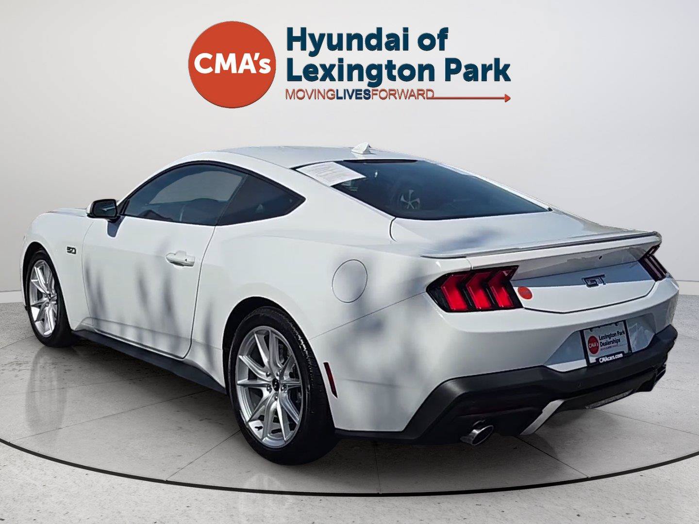 Used 2024 Ford Mustang GT Premium RWD image 3