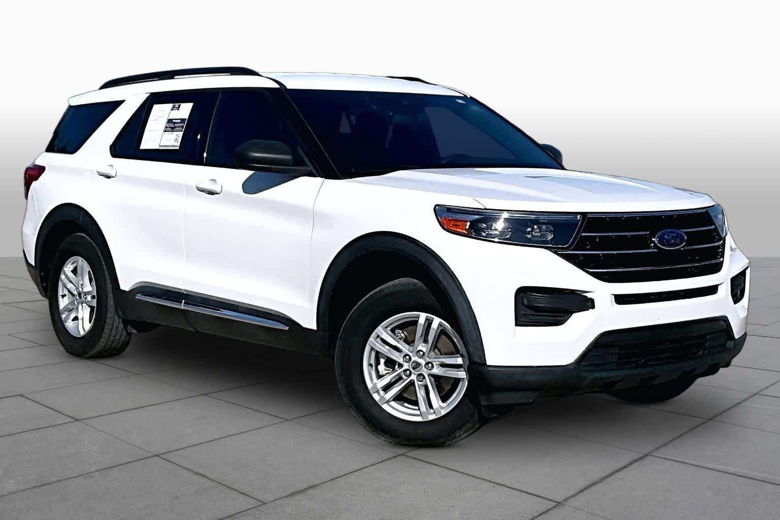 Certified 2020 Ford Explorer XLT RWD image 5