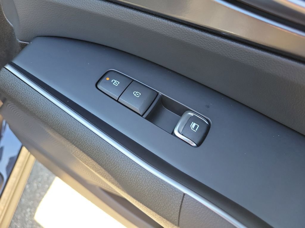 New 2026 Kia Sorento LX FWD image 11