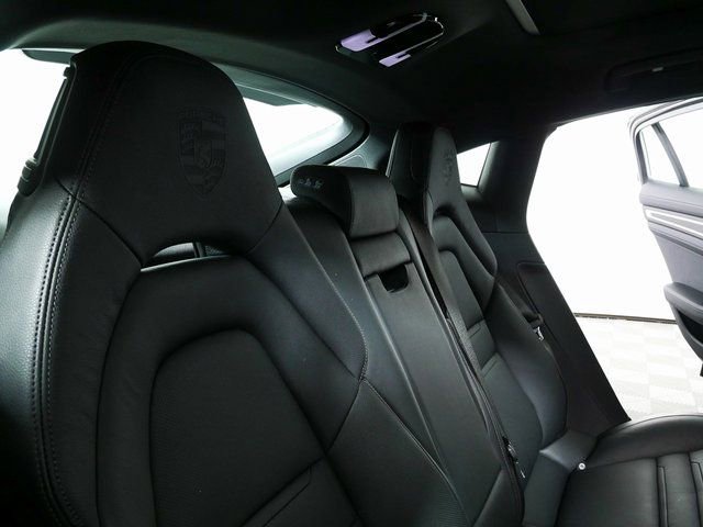 Certified 2023 Porsche Panamera Platinum Edition image 24