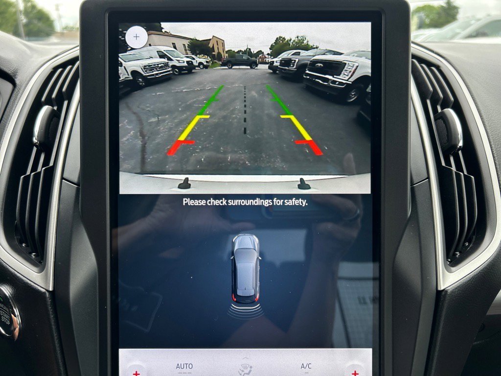 Used 2022 Ford Edge SEL w/ Convenience Package image 28