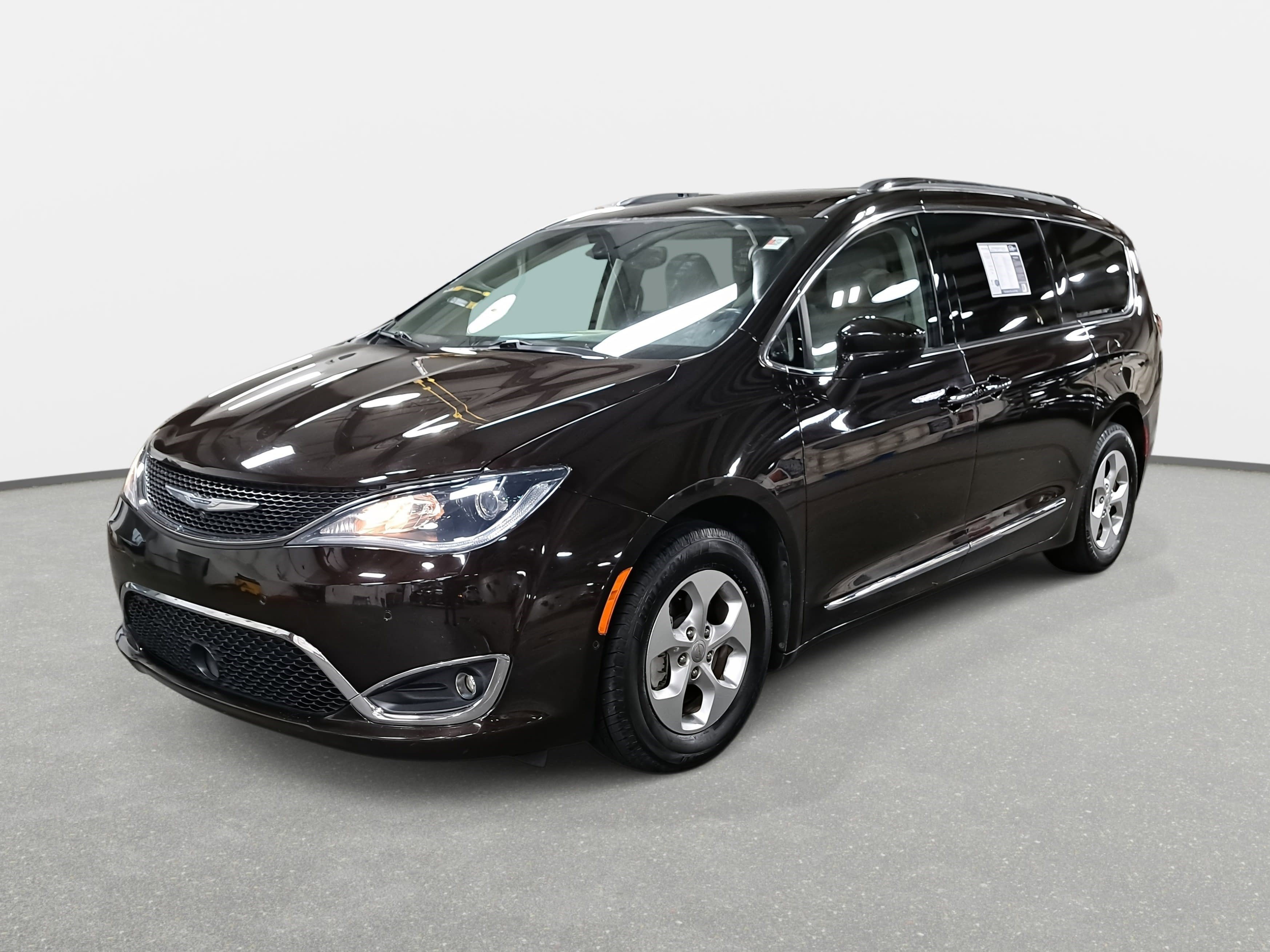 Used 2017 Chrysler Pacifica Touring-L Plus