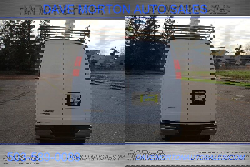 Used 2015 Chevrolet Express 3500 image 8