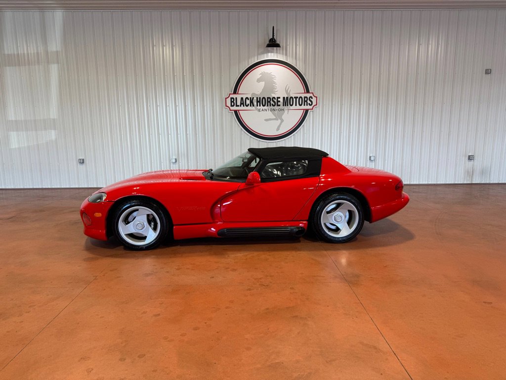 Used 1994 Dodge Viper RT/10 image 2