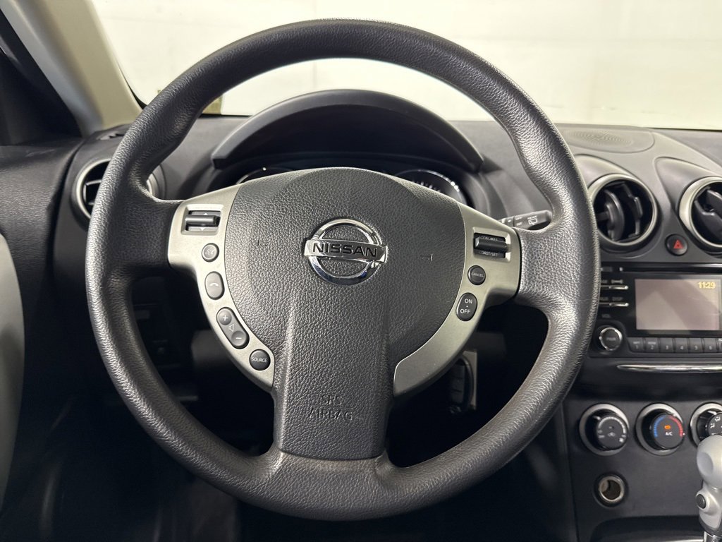 Used 2013 Nissan Rogue SV image 21