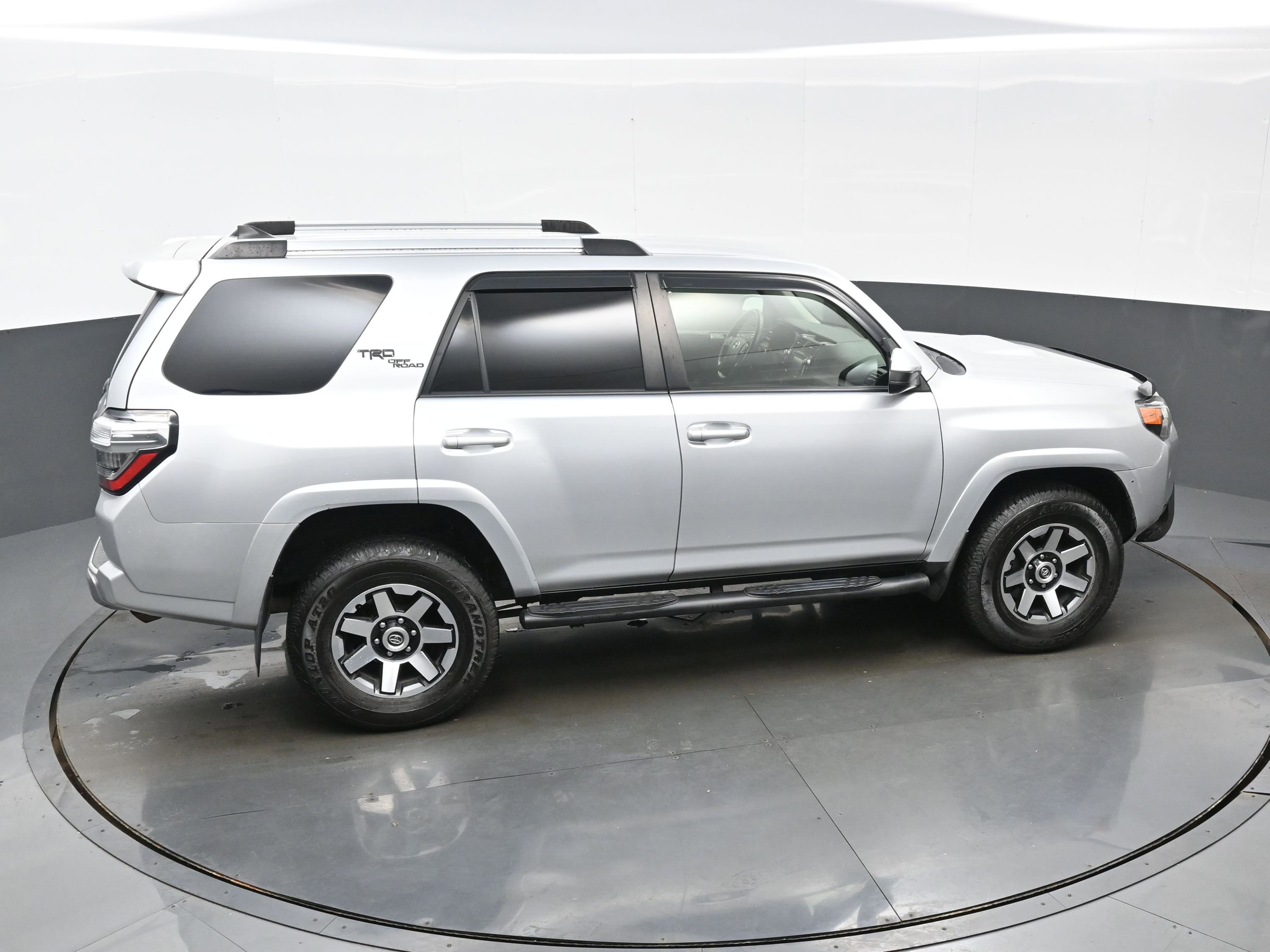 Used 2018 Toyota 4Runner TRD Off-Road AWD/4WD image 39