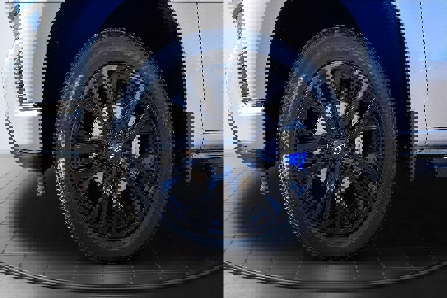 Used 2021 Chevrolet Silverado 1500 Custom w/ LPO, Dark Essentials Package AWD/4WD image 8