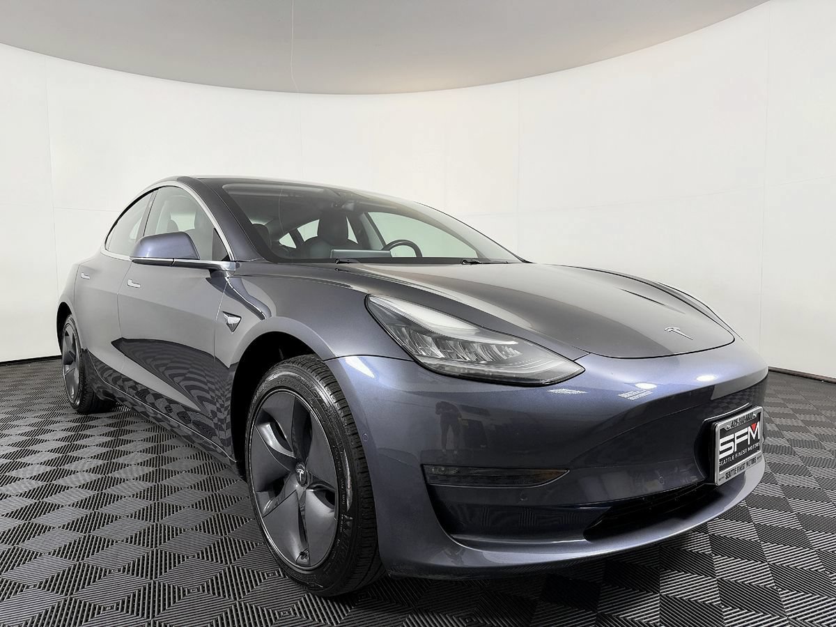 Used 2018 Tesla Model 3 Long Range RWD image 6