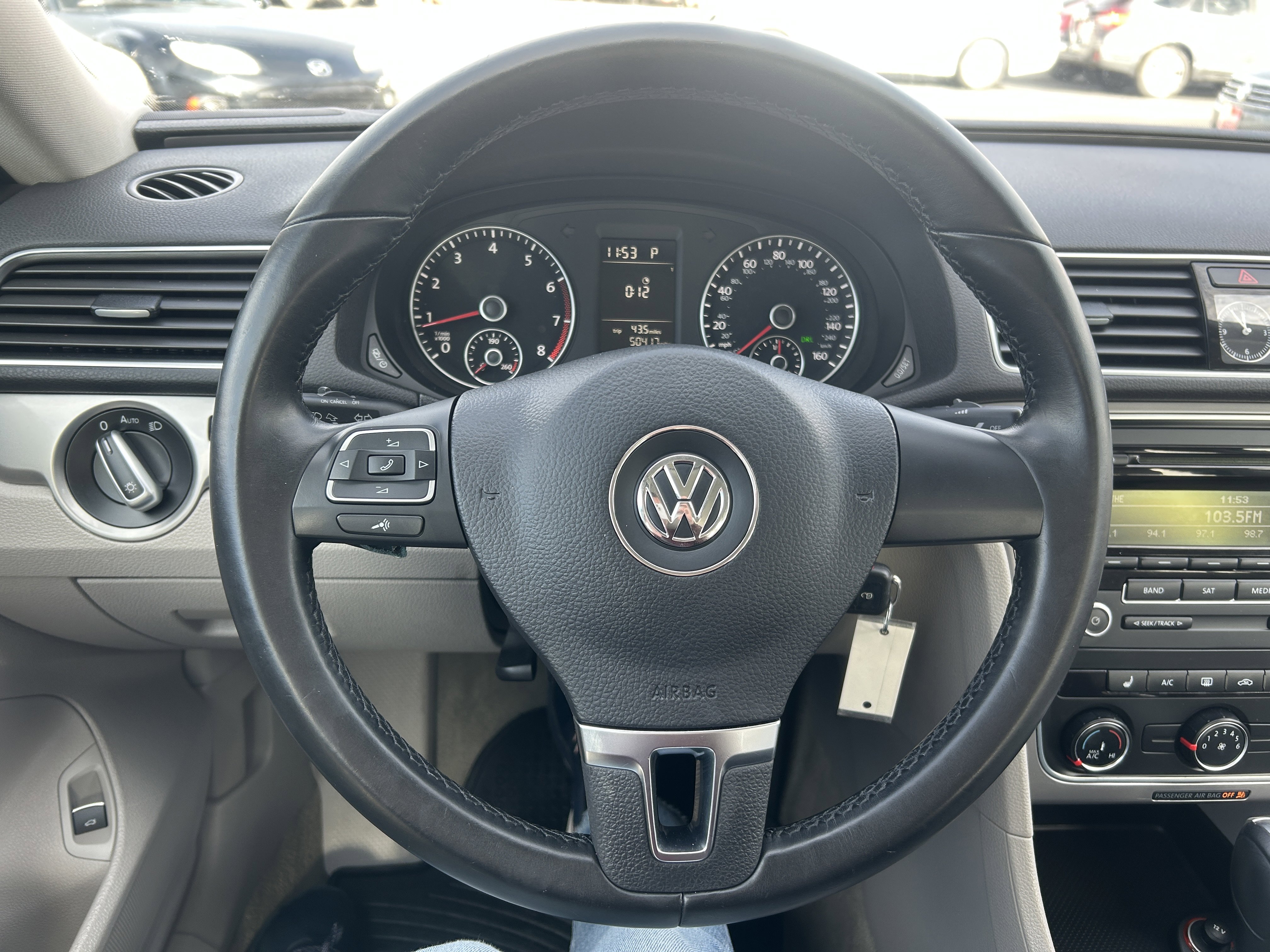 Used 2014 Volkswagen Passat 1.8T Wolfsburg Edition image 18