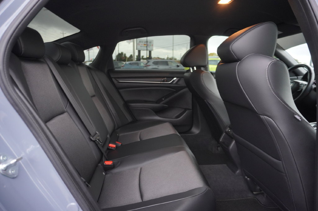 Used 2022 Honda Accord Sport image 26