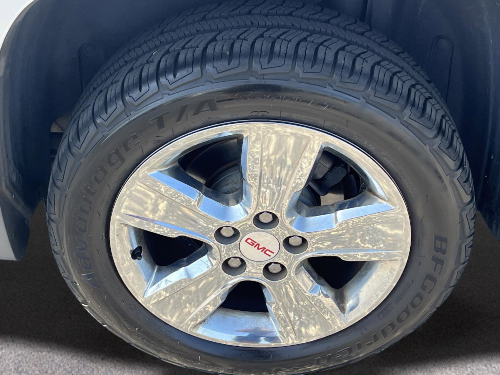 Used 2015 GMC Terrain SLT image 11