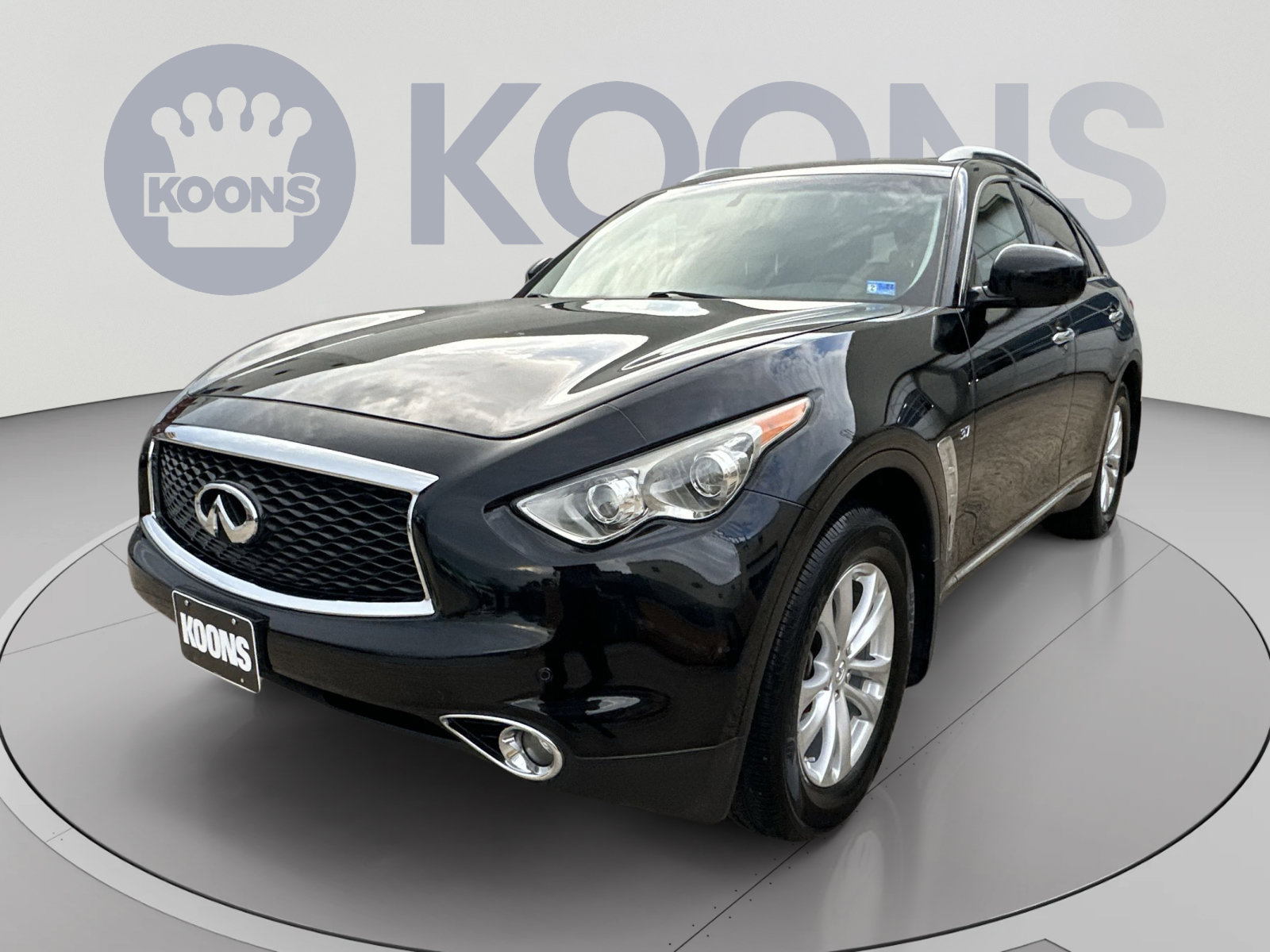 Used 2017 INFINITI QX70 AWD w/ Premium Package image 5
