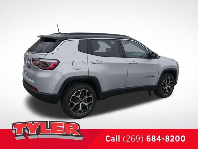 Used 2026 Jeep Compass Limited AWD/4WD image 8