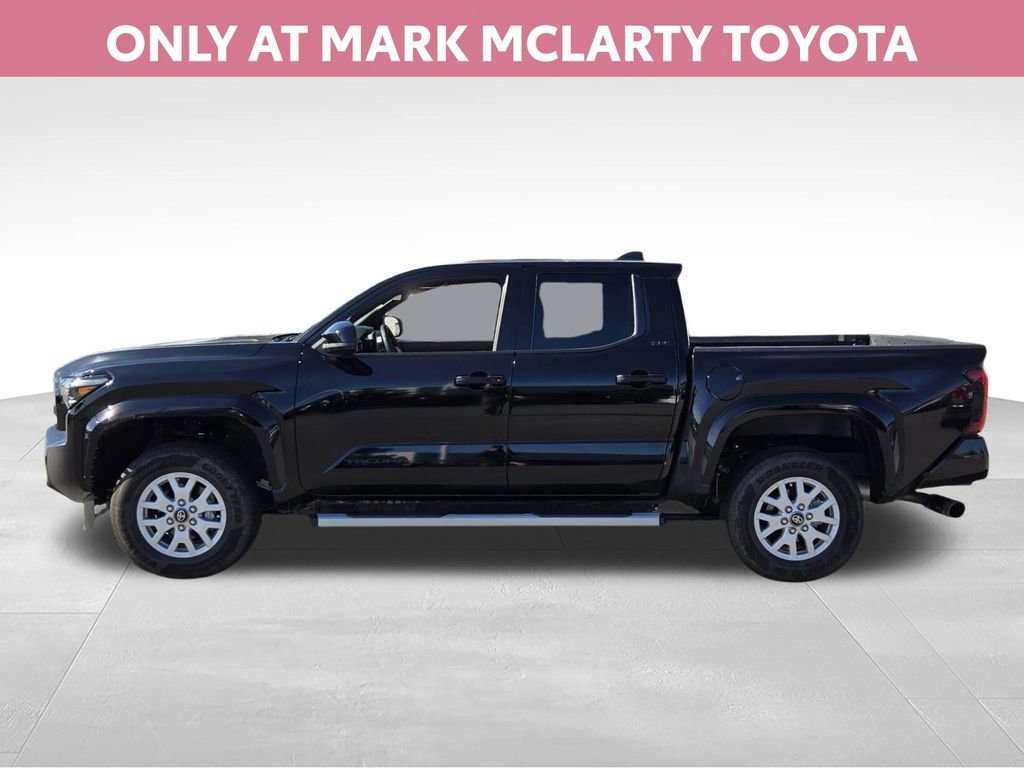 Certified 2025 Toyota Tacoma SR5 AWD/4WD image 3
