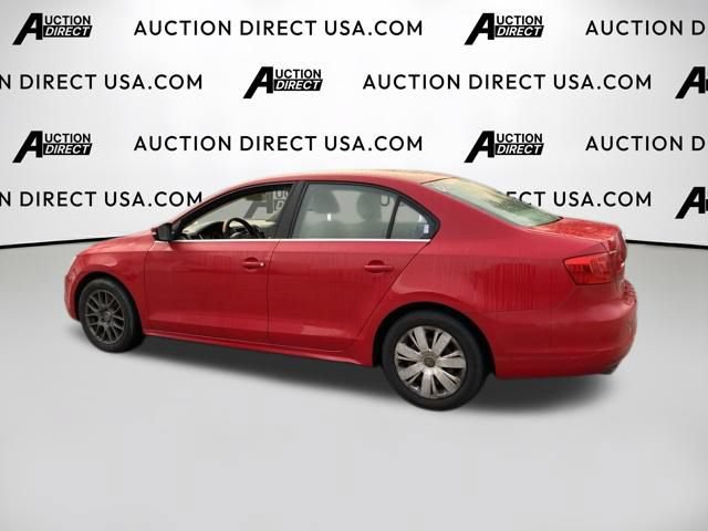 Used 2013 Volkswagen Jetta SE FWD image 10