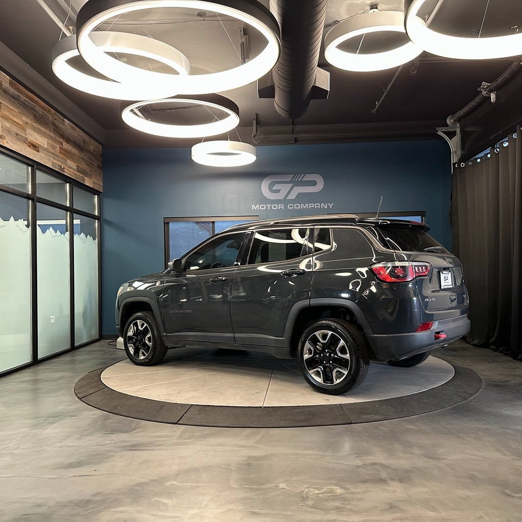 Used 2017 Jeep Compass Trailhawk w/ Navigation Group AWD/4WD image 5
