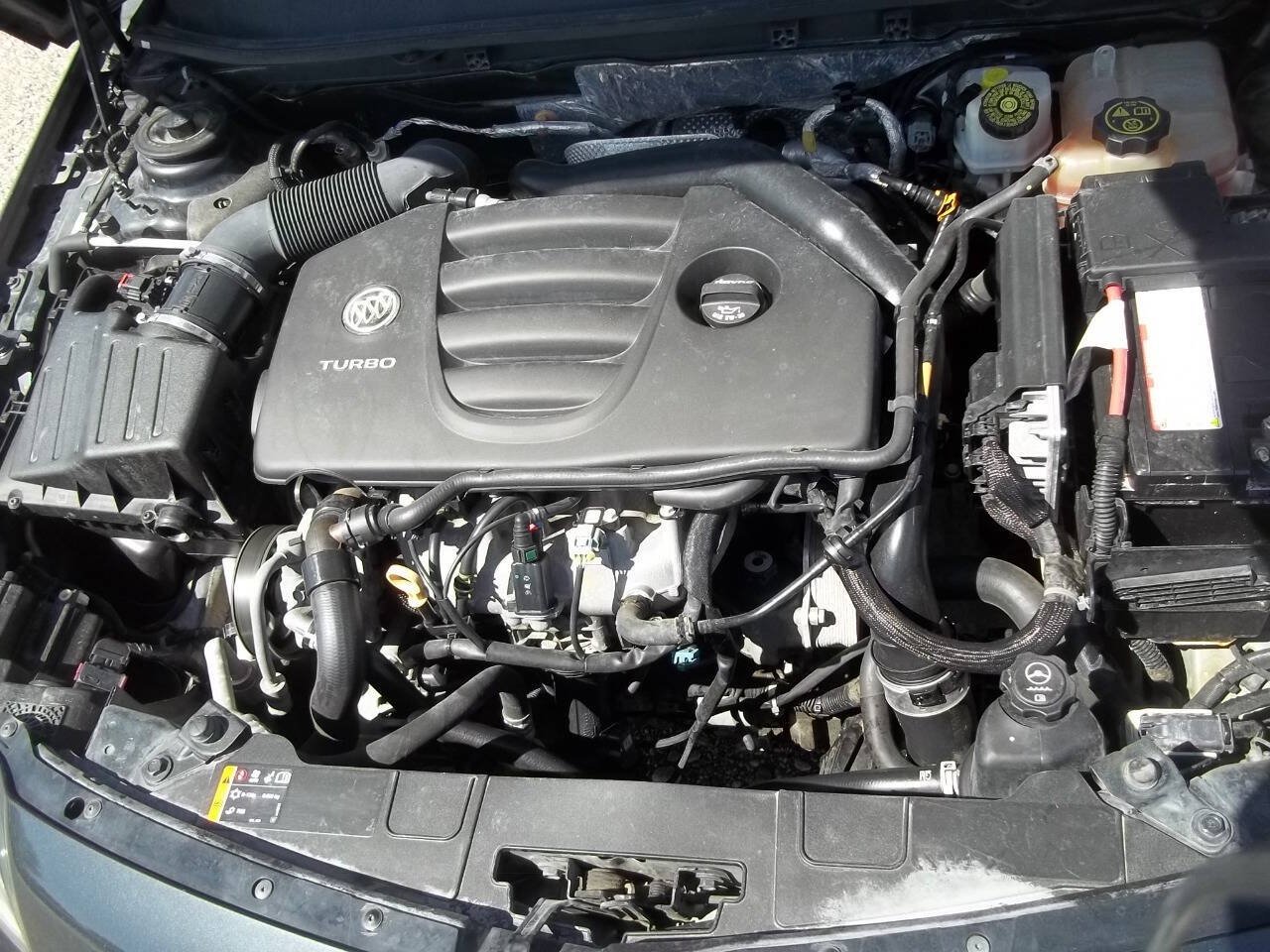 Used 2013 Buick Regal Premium FWD image 10