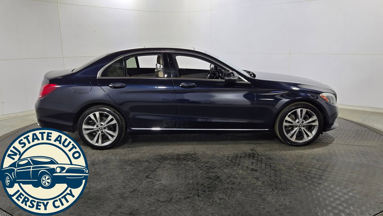 Used 2018 Mercedes-Benz C 300 4MATIC Sedan w/ Premium Package image 8