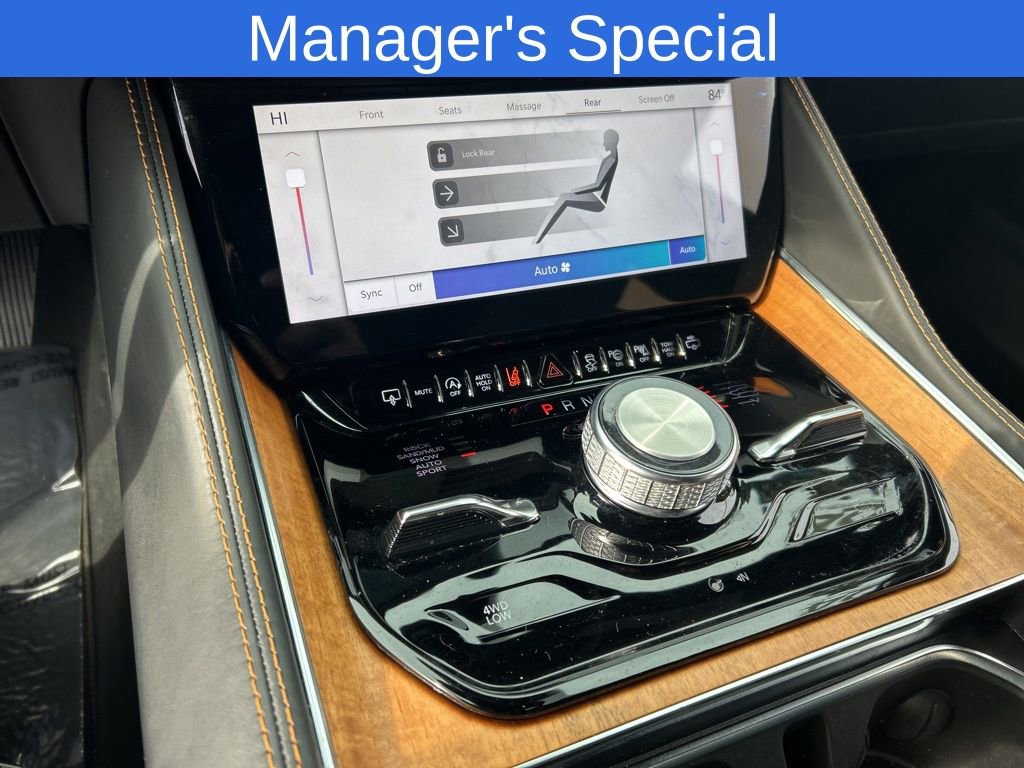 Used 2024 Jeep Grand Wagoneer Series III image 12